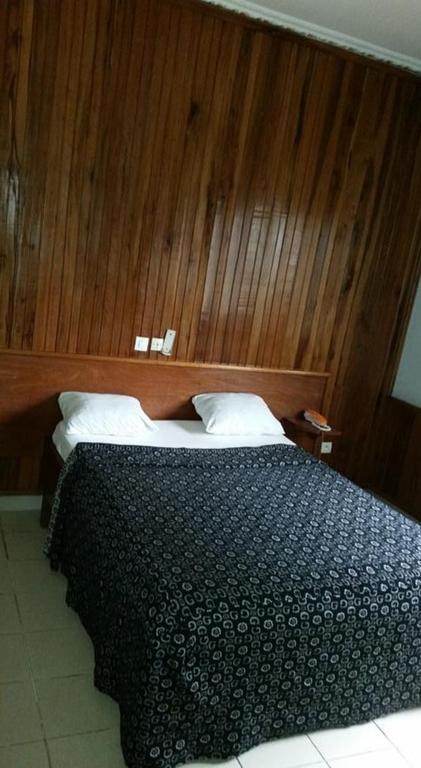 Saffana Hotel Douala Esterno foto