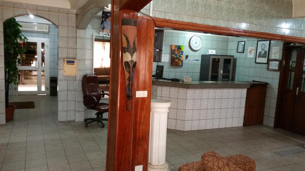 Saffana Hotel Douala Esterno foto