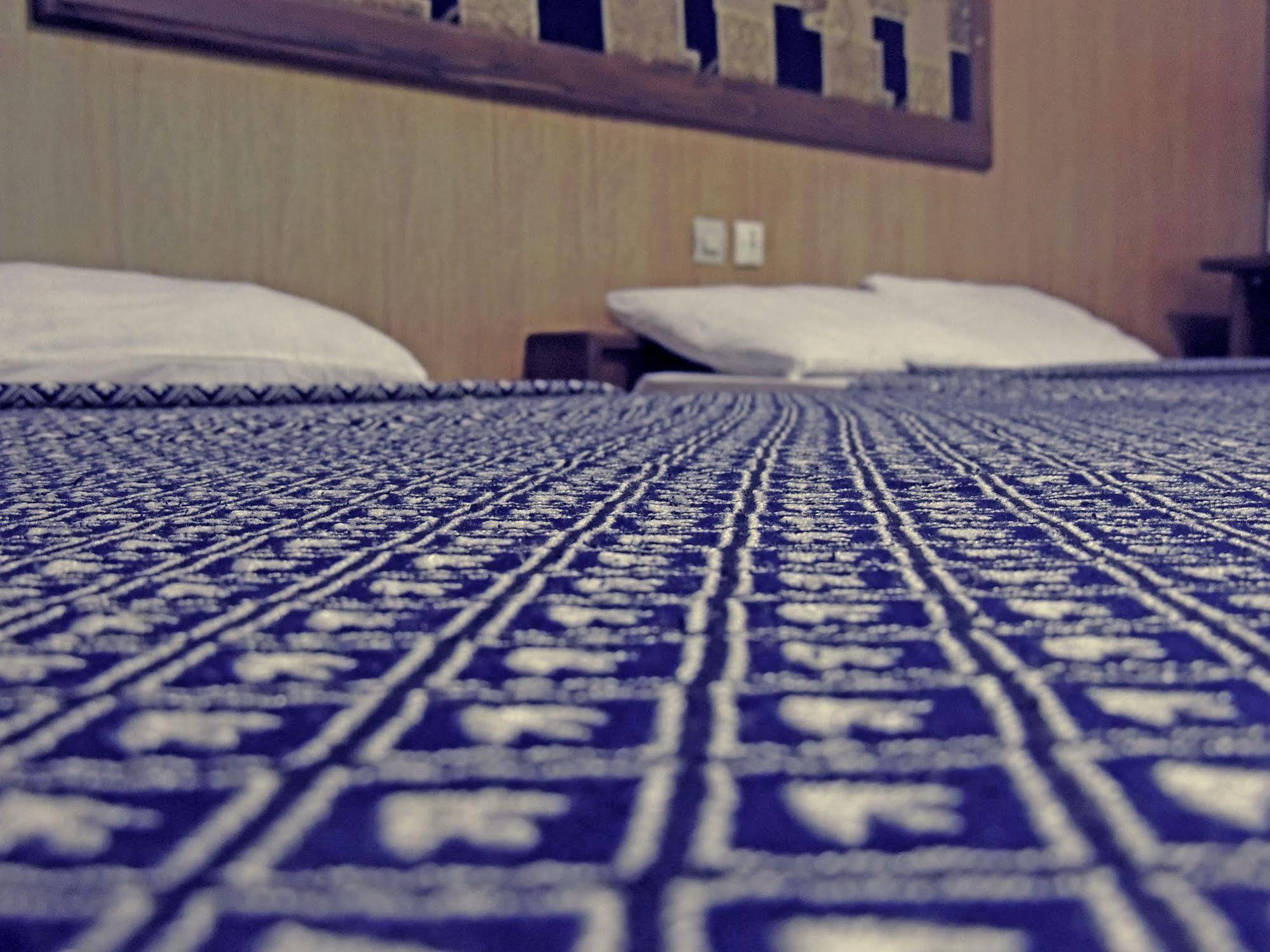 Saffana Hotel Douala Esterno foto